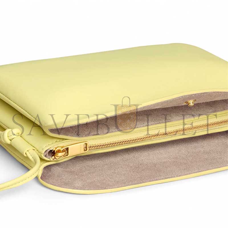 Ce1i*e trio flap in smooth lambskin 10p862o86.11cu (22.5*13*3.5cm)